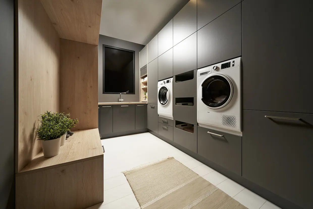 Laundry &amp; mudroom by Nolte
