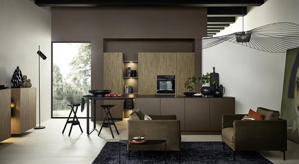 ARTLINE Stripe Wood Choco · SOFT LACK Sepia brown kitchen by Nolte