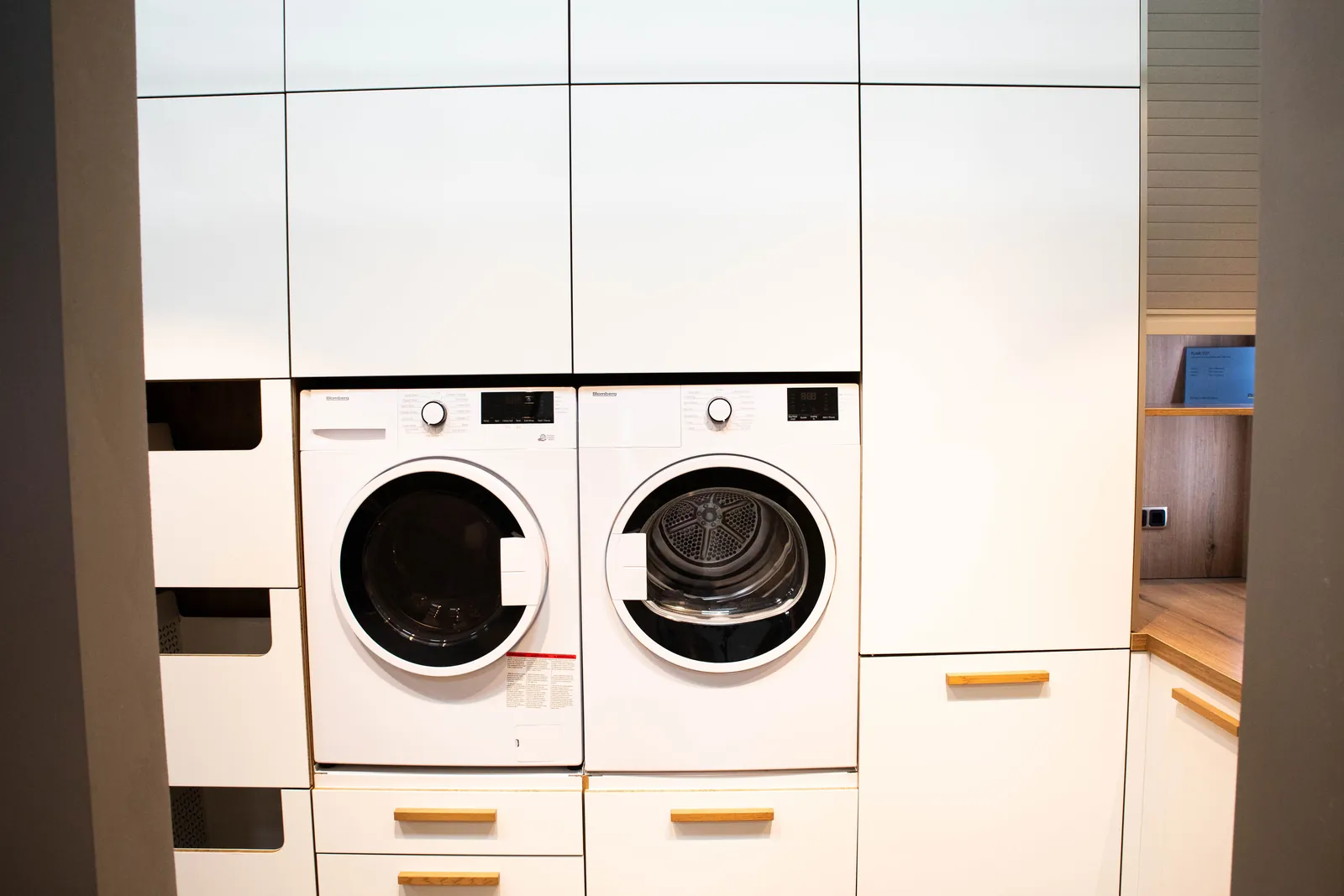 Nolte laundry room